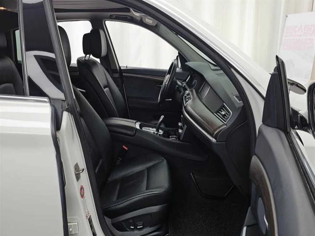 BMW Gran Turismo — photo 11