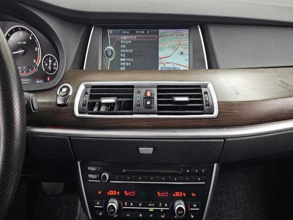 BMW Gran Turismo — photo 16