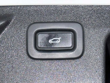 Land Rover Discovery Sport — photo 18