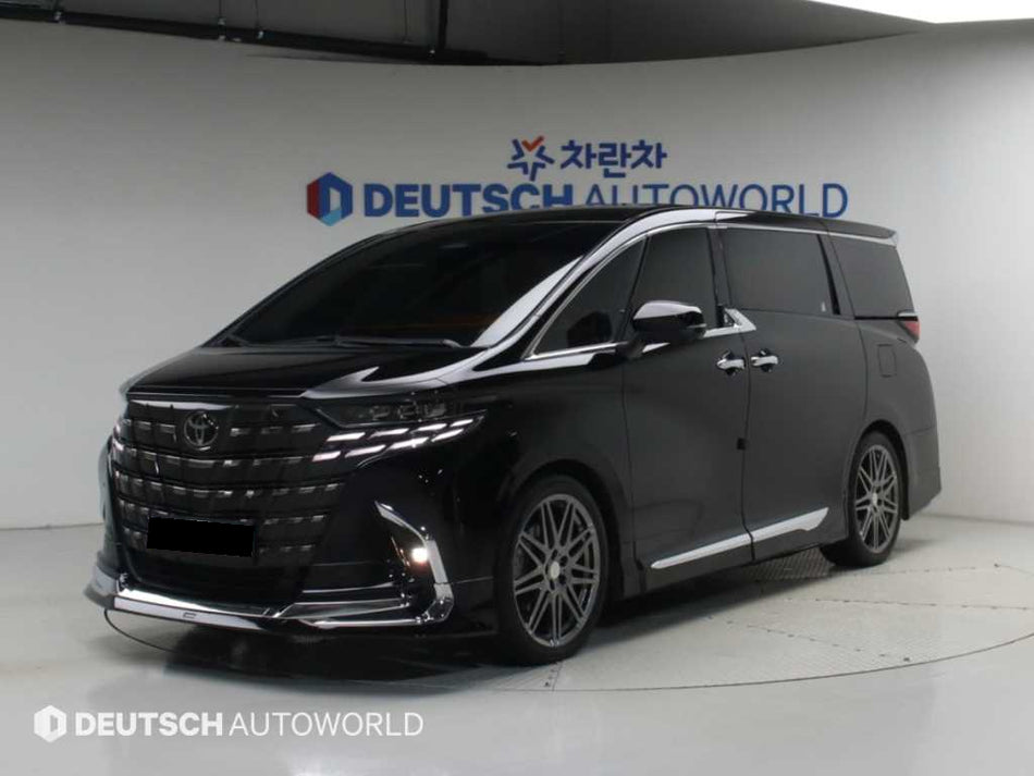 Toyota Alphard — photo 01
