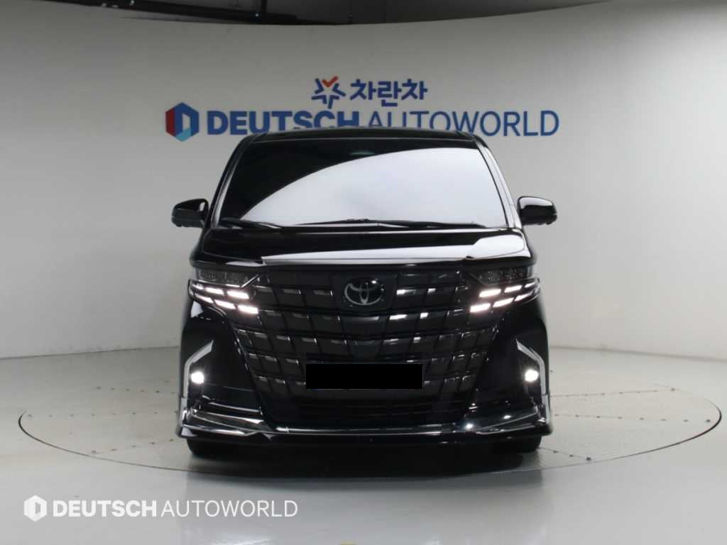 Toyota Alphard — photo 03