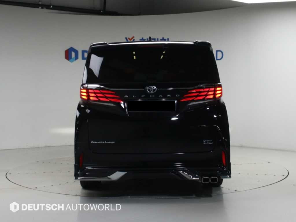 Toyota Alphard — photo 04