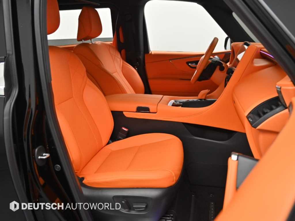 Toyota Alphard — photo 10