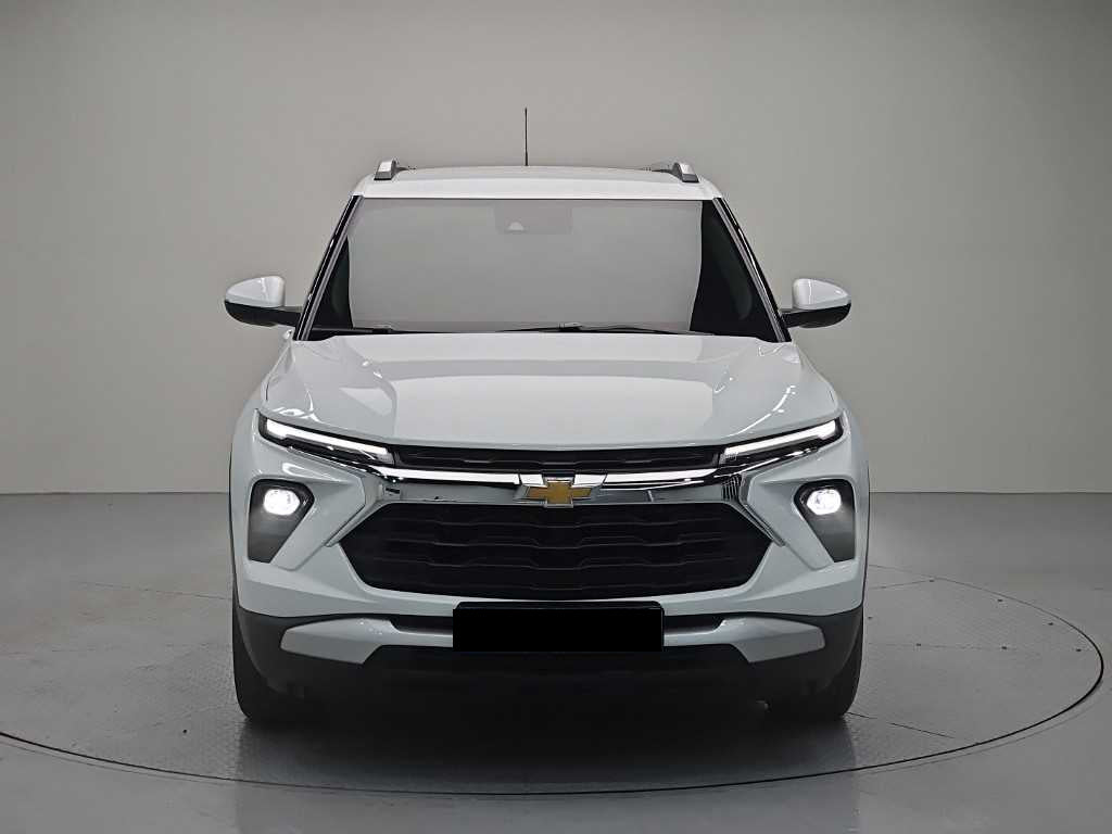 CHEVROLET Trailblazer — photo 02