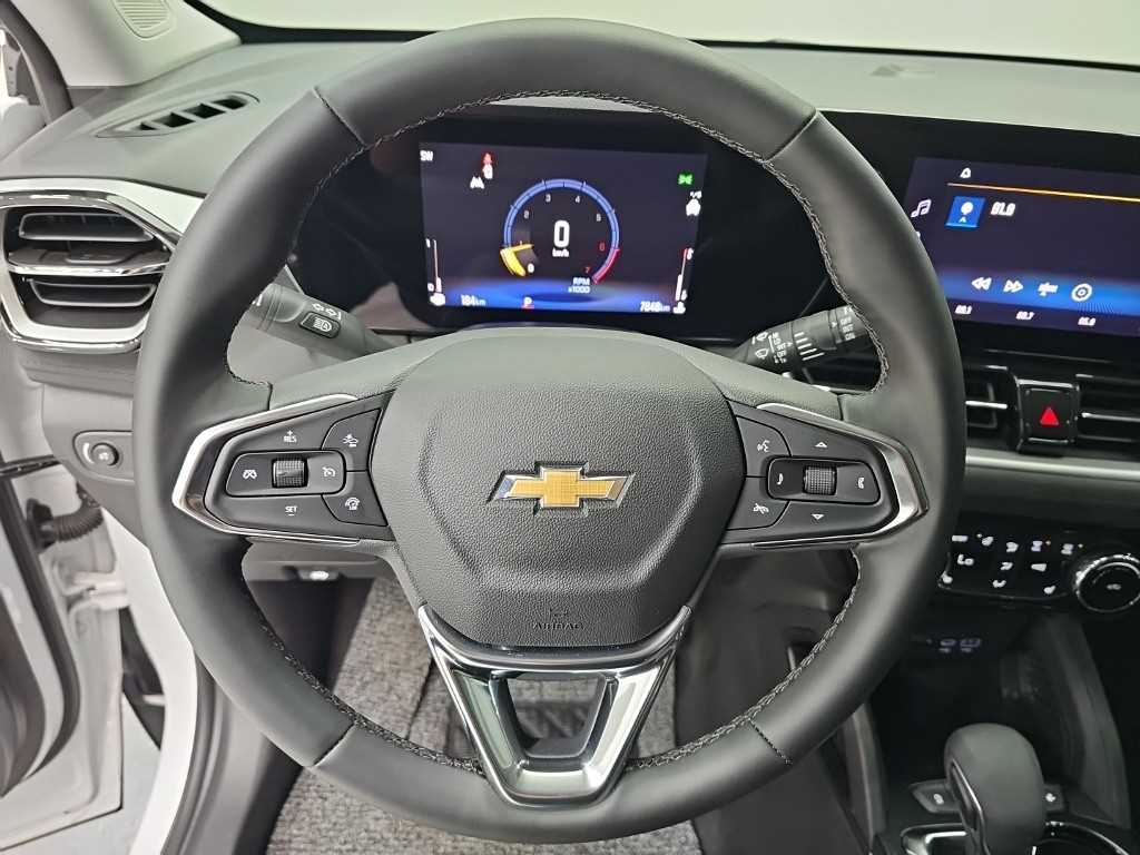 CHEVROLET Trailblazer — photo 09