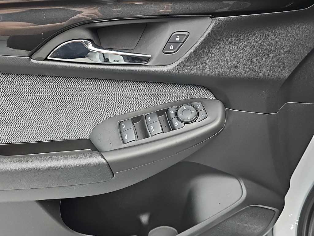 CHEVROLET Trailblazer — photo 16