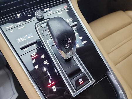Porsche Panamera — photo 08