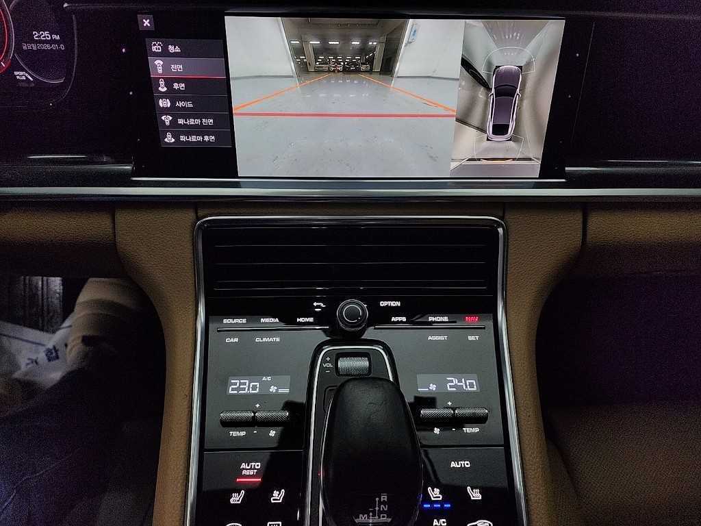 Porsche Panamera — photo 10