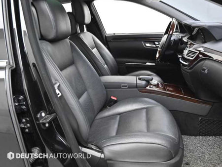 Mercedes-Benz S-Class — photo 10