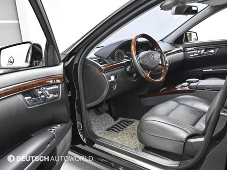Mercedes-Benz S-Class — photo 11