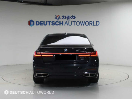 BMW 7-Series — photo 05