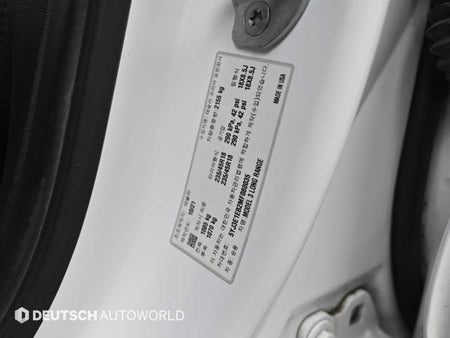 Tesla Model 3 — photo 20