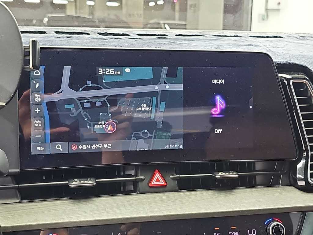 Kia Sportage — photo 16