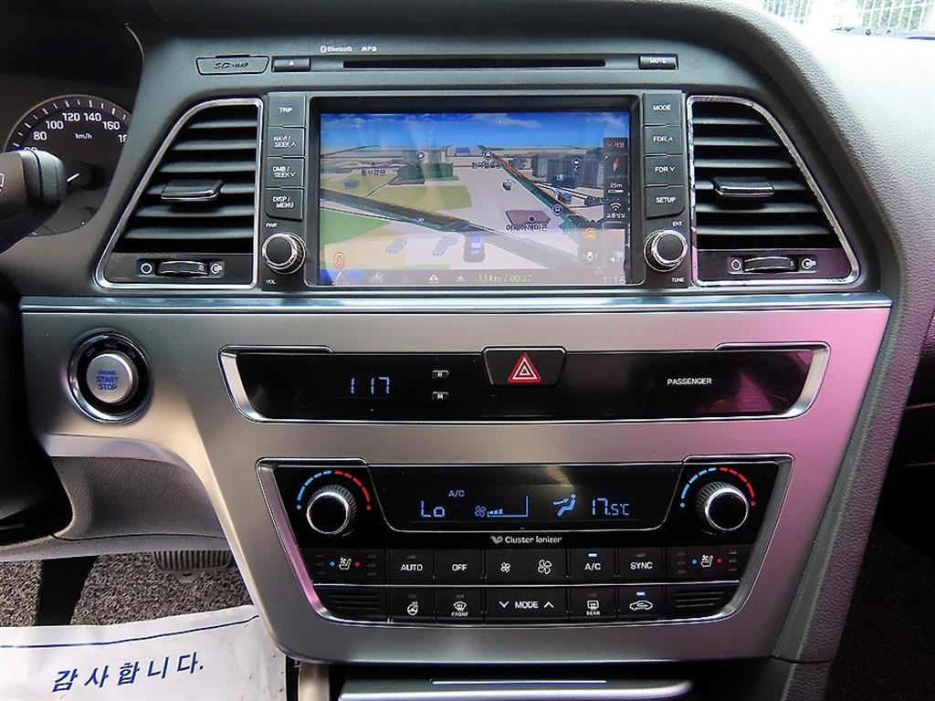 Hyundai Sonata — photo 13