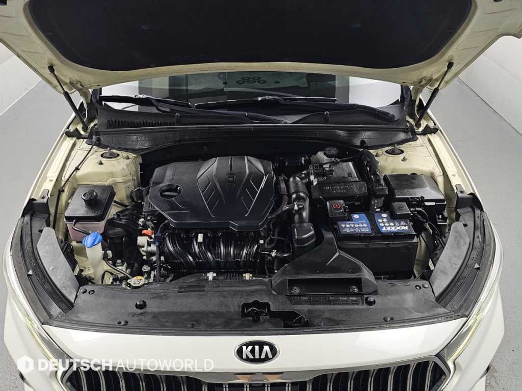 Kia K7 — photo 06
