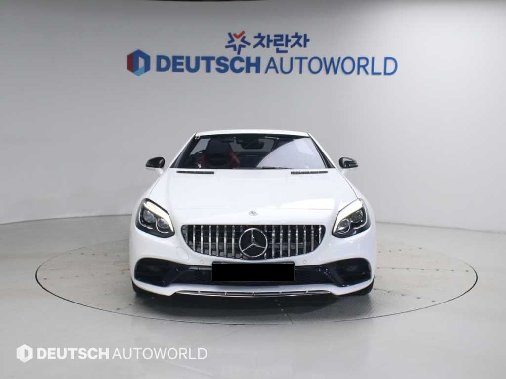 Mercedes-Benz SLC-Class — photo 03