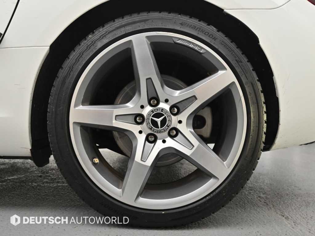 Mercedes-Benz SLC-Class — photo 05