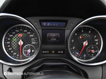 Mercedes-Benz SLC-Class — photo 08