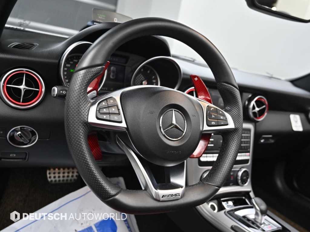 Mercedes-Benz SLC-Class — photo 13