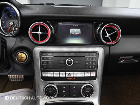 Mercedes-Benz SLC-Class — photo 14