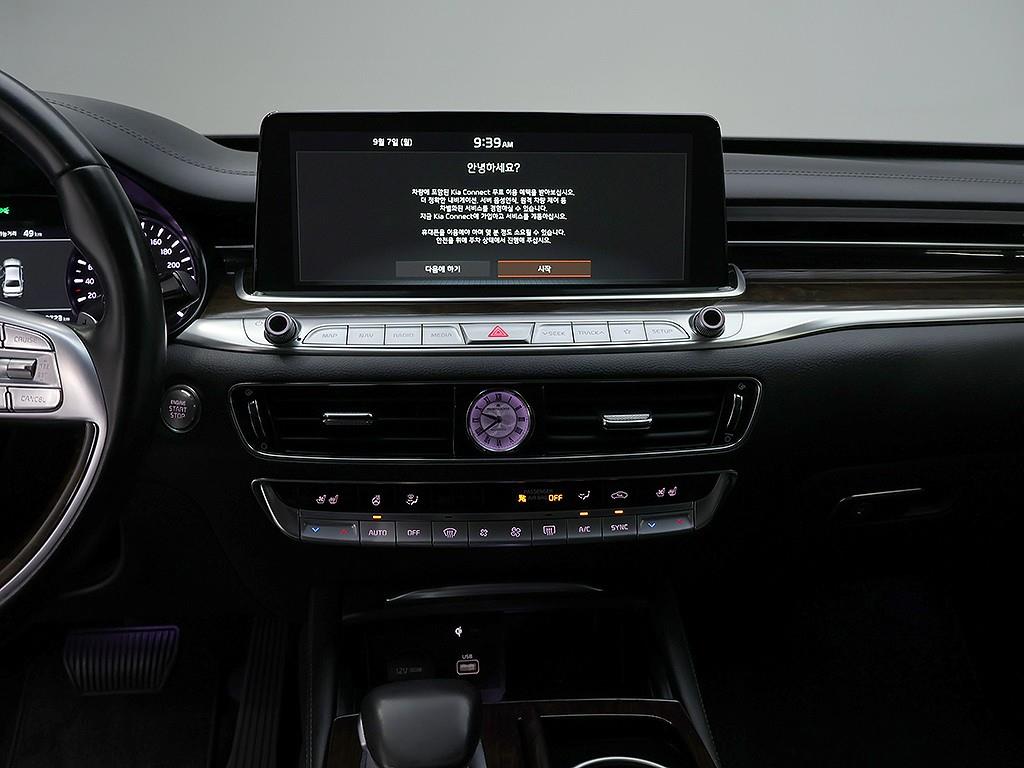 Kia K9 — photo 09