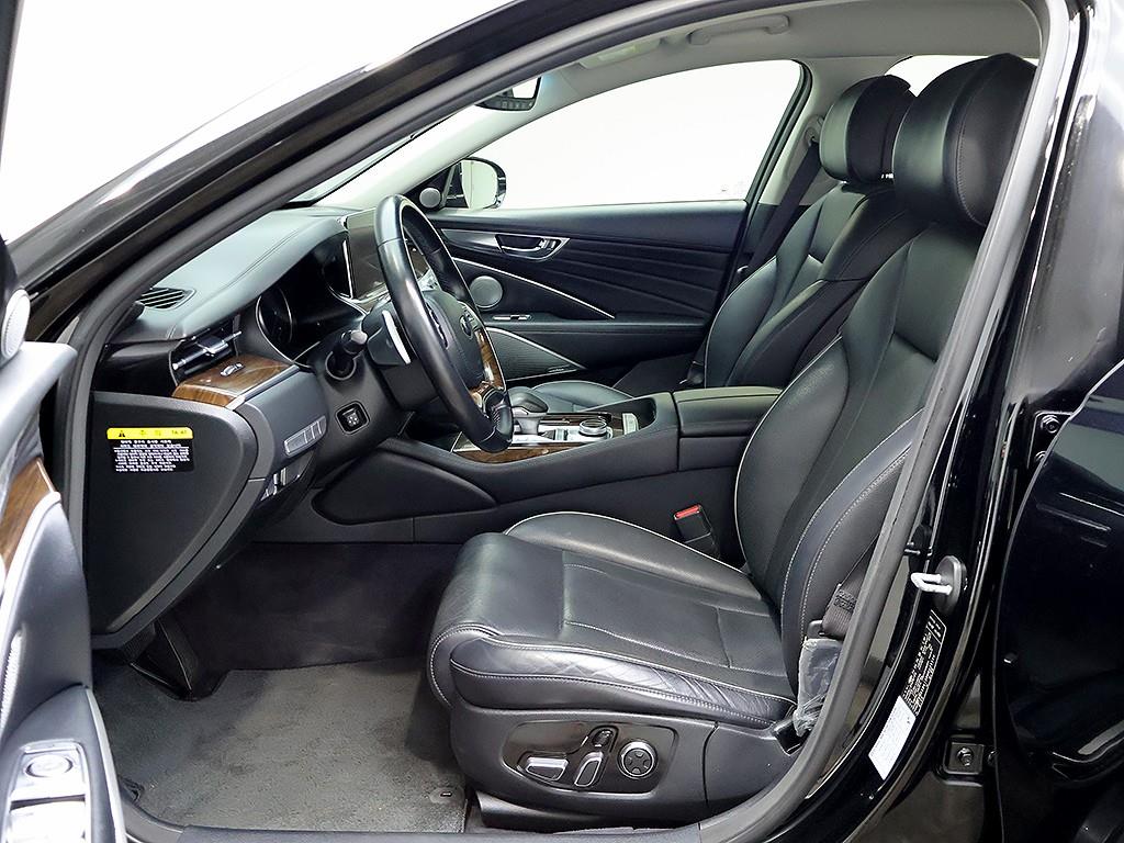 Kia K9 — photo 11