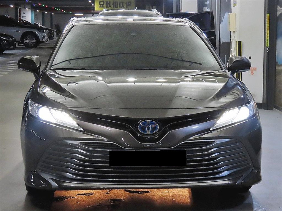 Toyota Camry — photo 02