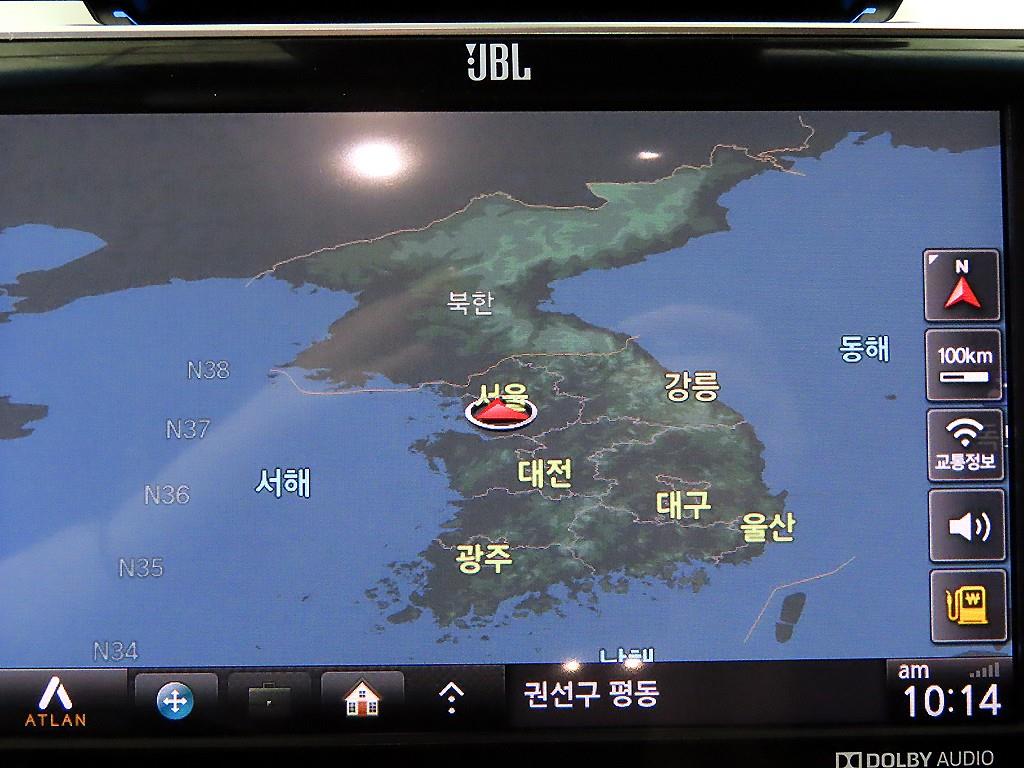 Toyota Camry — photo 14
