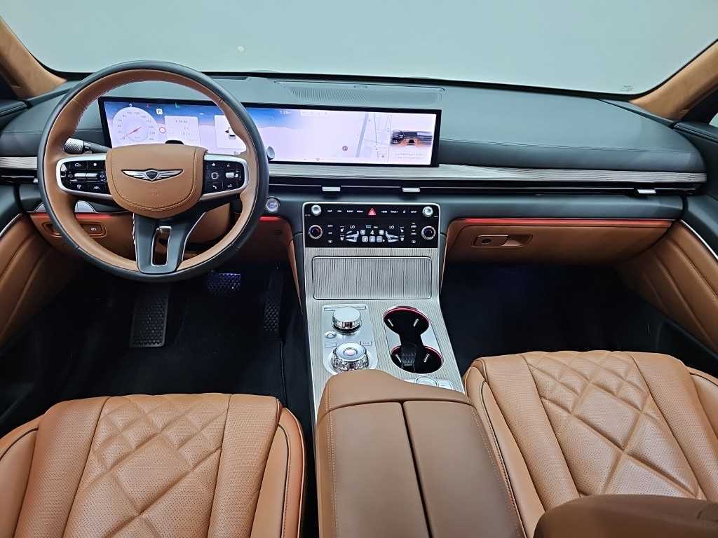 Genesis GV80 — photo 07