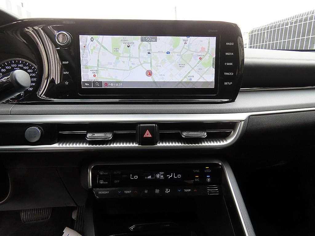 Kia K5 — photo 13