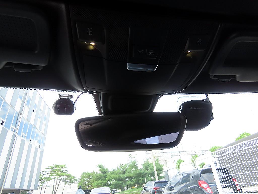 Mercedes-Benz SLK-Class — photo 13