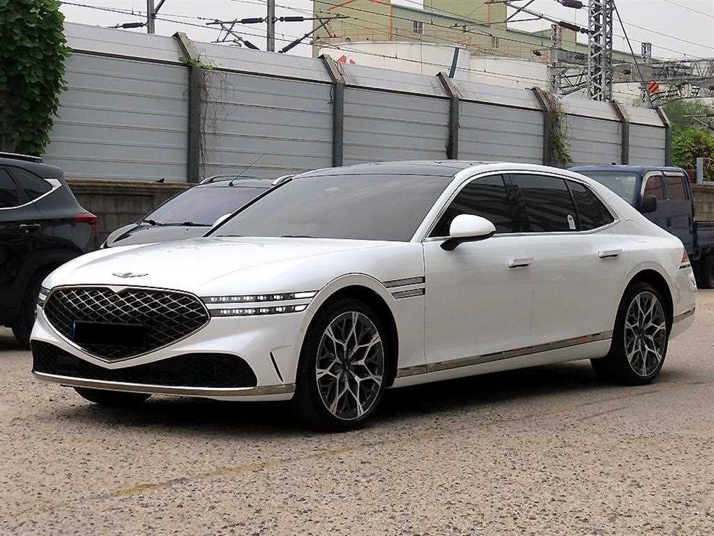 Genesis G90 — photo 02