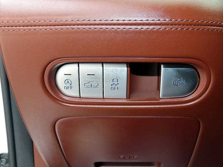 Genesis G90 — photo 13