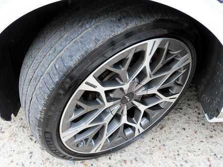 Genesis G90 — photo 20