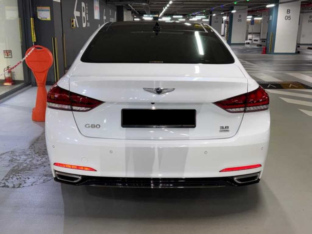 Genesis G80 — photo 05