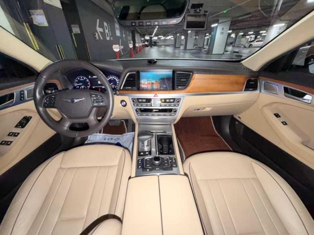 Genesis G80 — photo 06