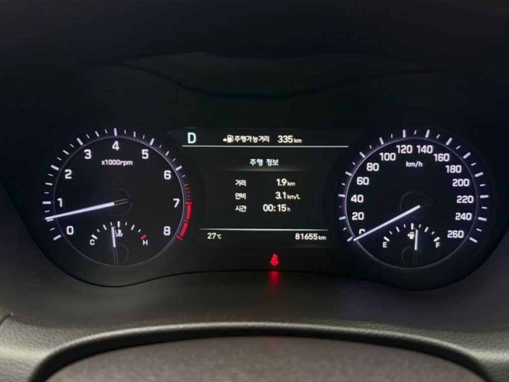 Genesis G80 — photo 09