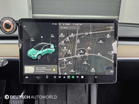 Tesla Model Y — photo 14