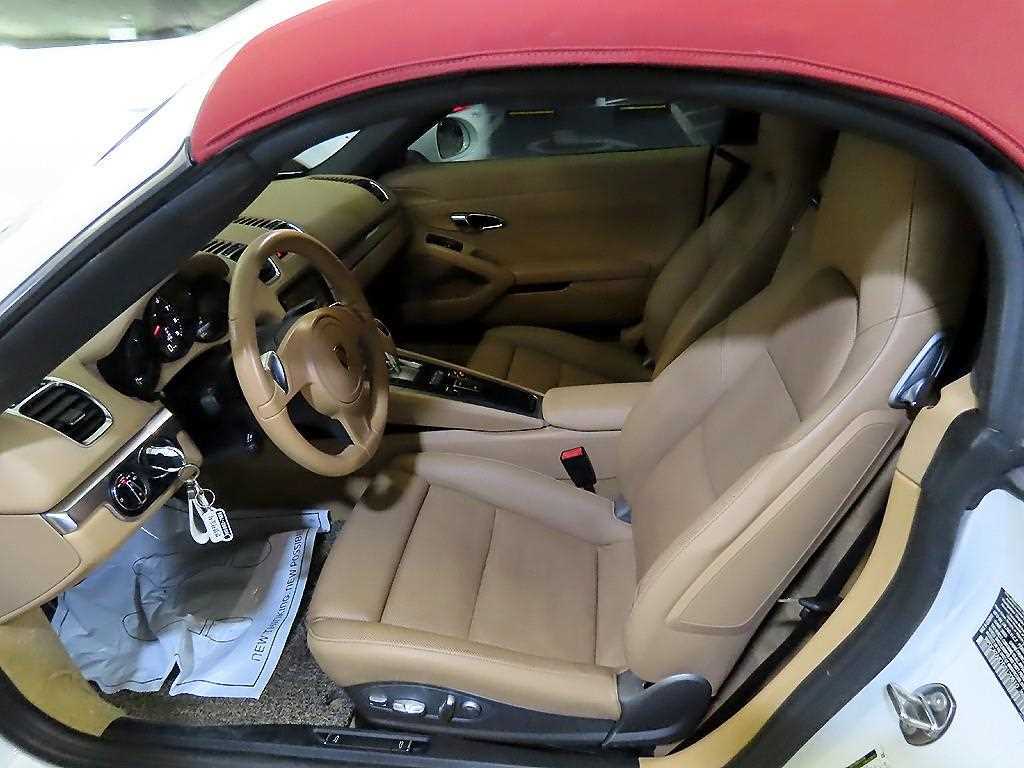 Porsche Boxster — photo 11