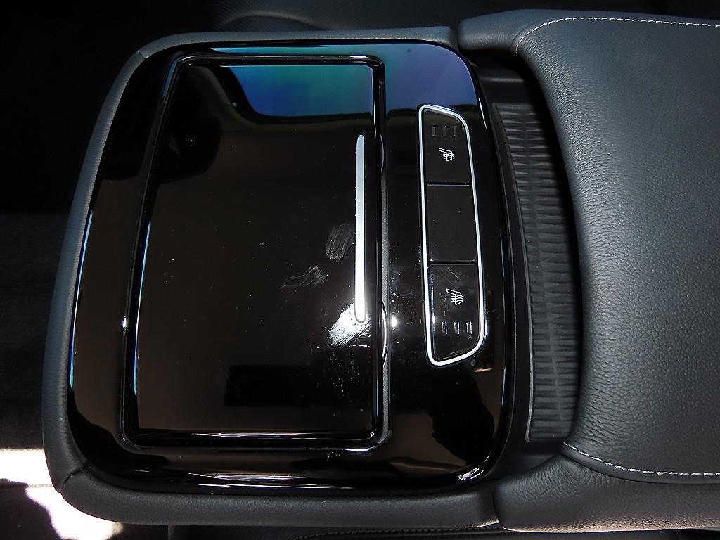 Genesis G80 — photo 17