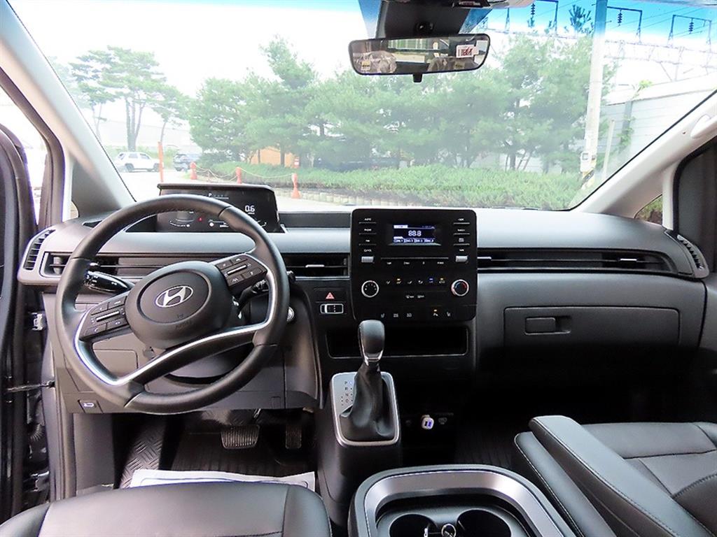 Hyundai Staria — photo 07