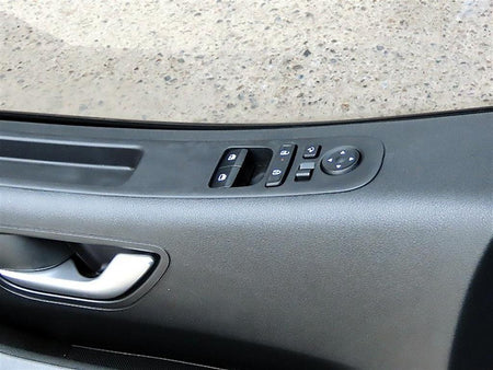 Hyundai Staria — photo 12