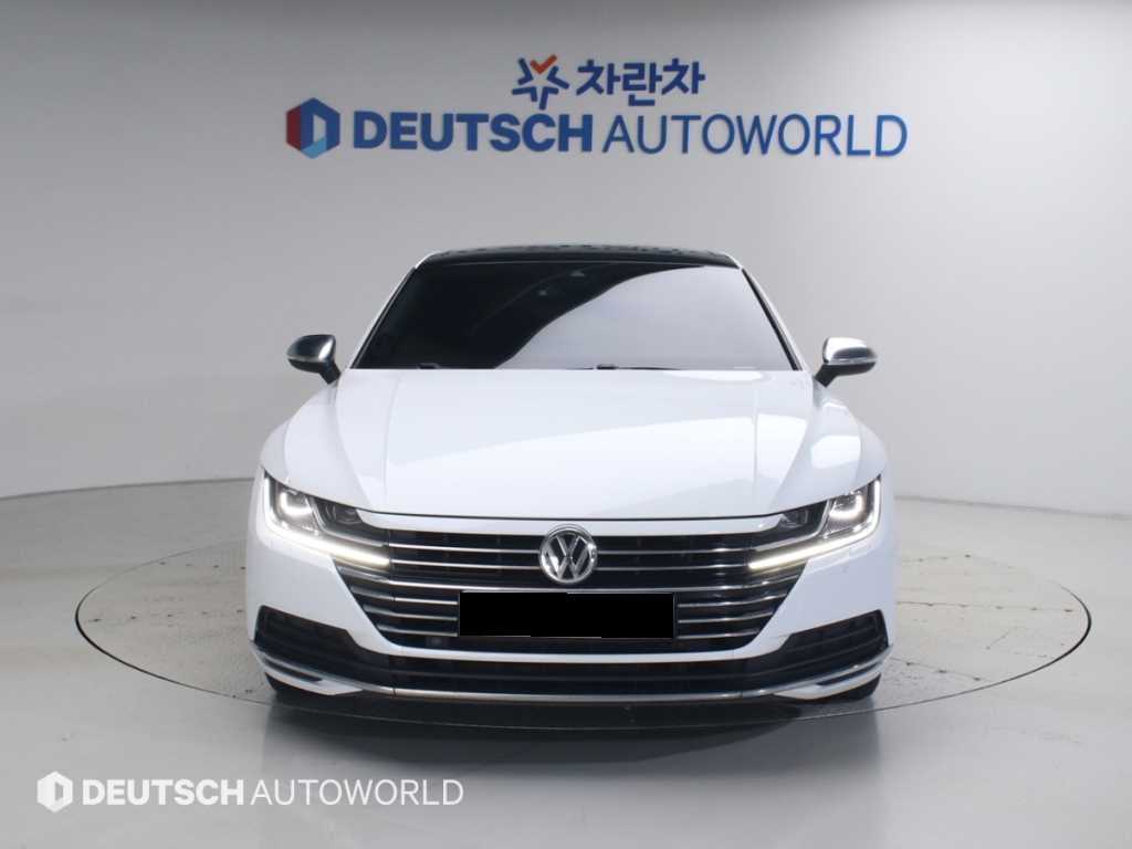 Volkswagen Arteon — photo 03