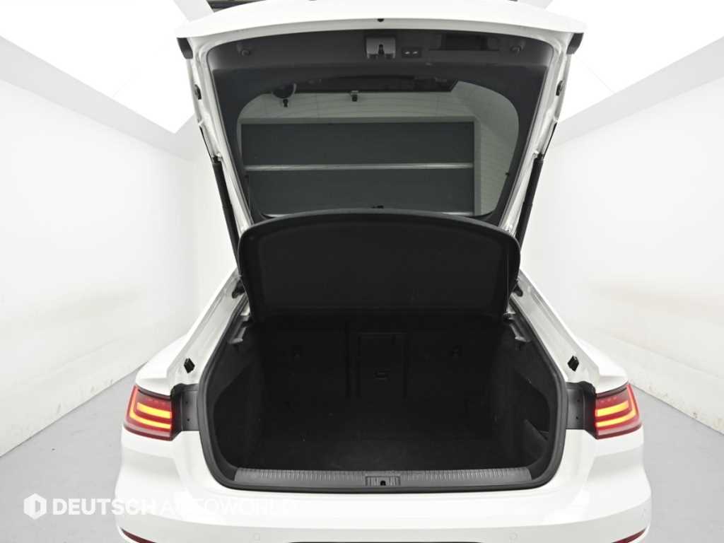 Volkswagen Arteon — photo 19