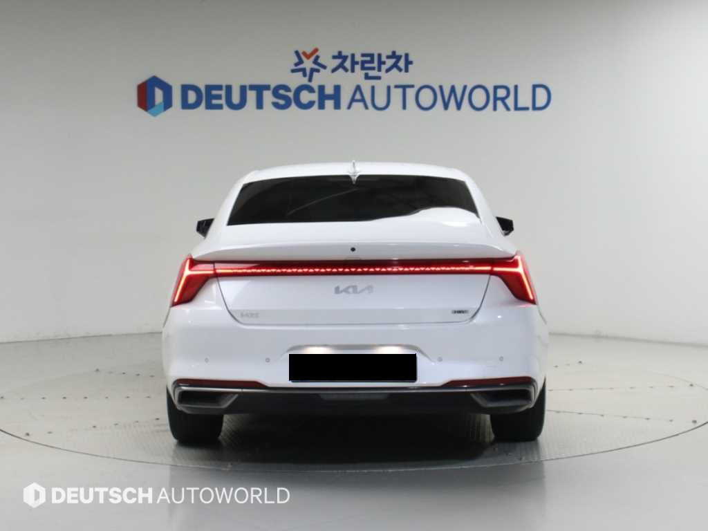 Kia K8 — photo 04