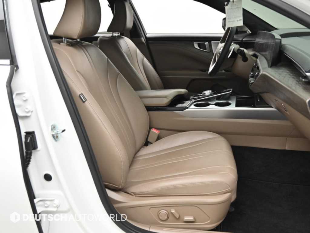 Kia K8 — photo 12