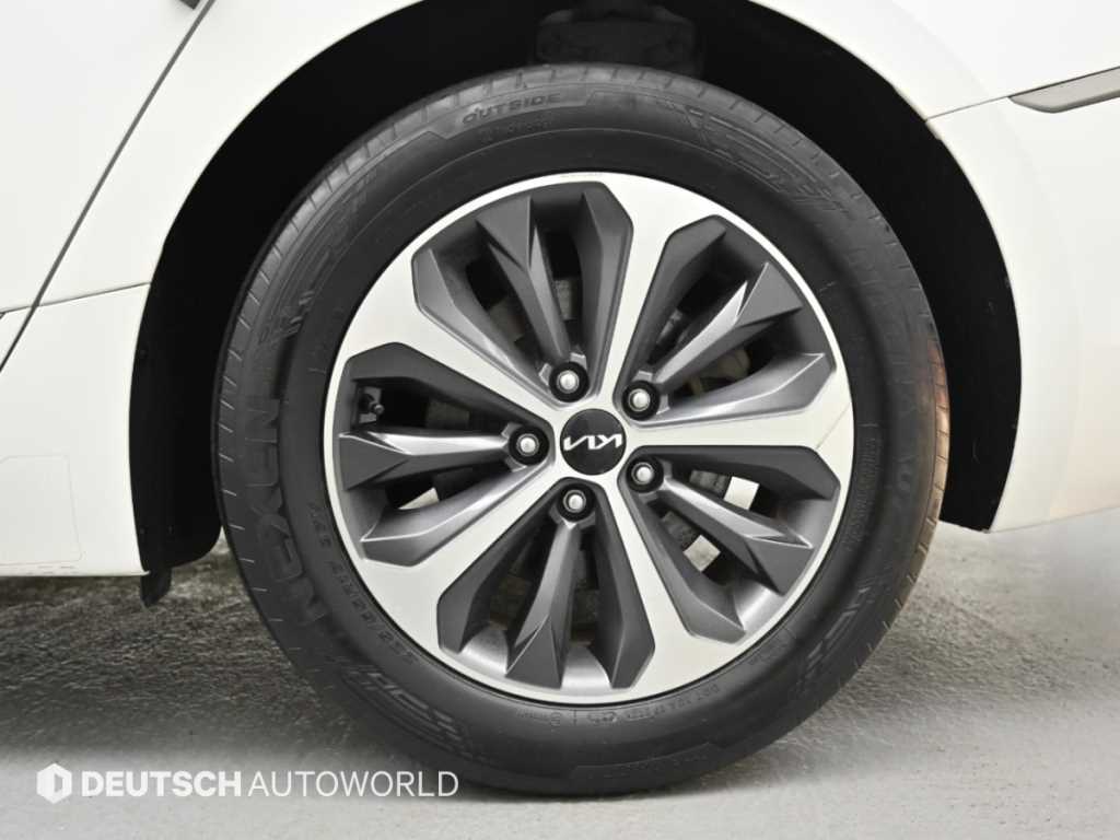 Kia K8 — photo 20