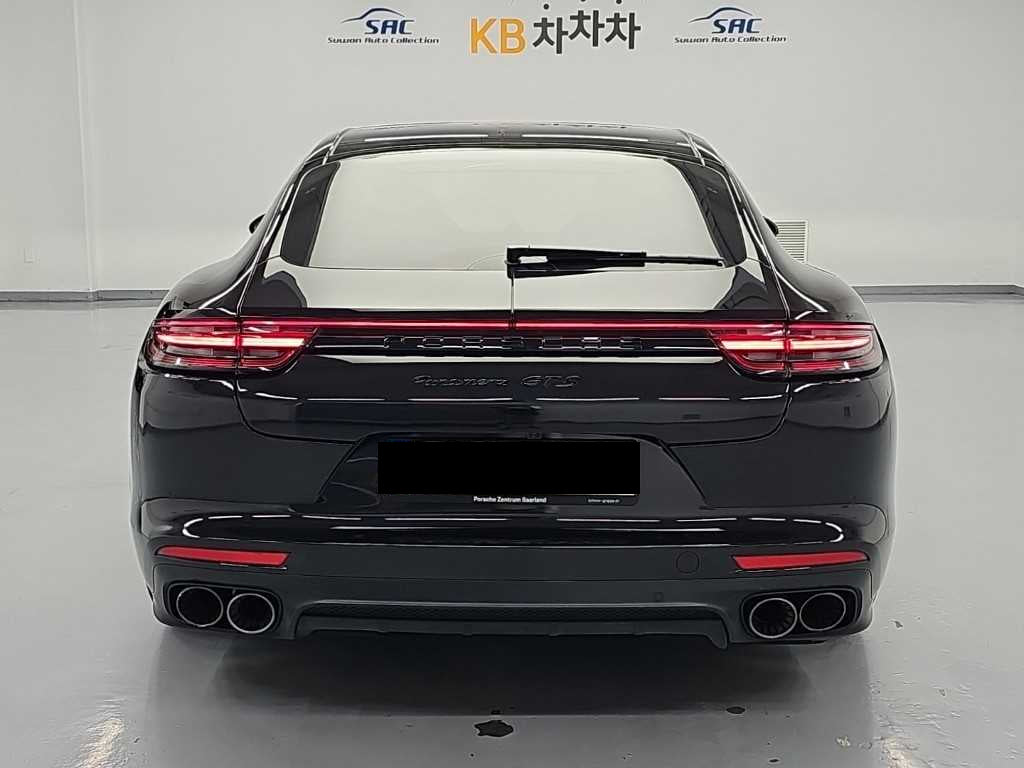 Porsche Panamera — photo 03