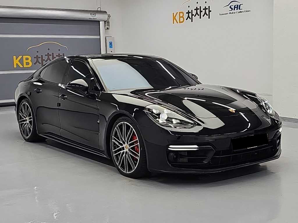 Porsche Panamera — photo 04