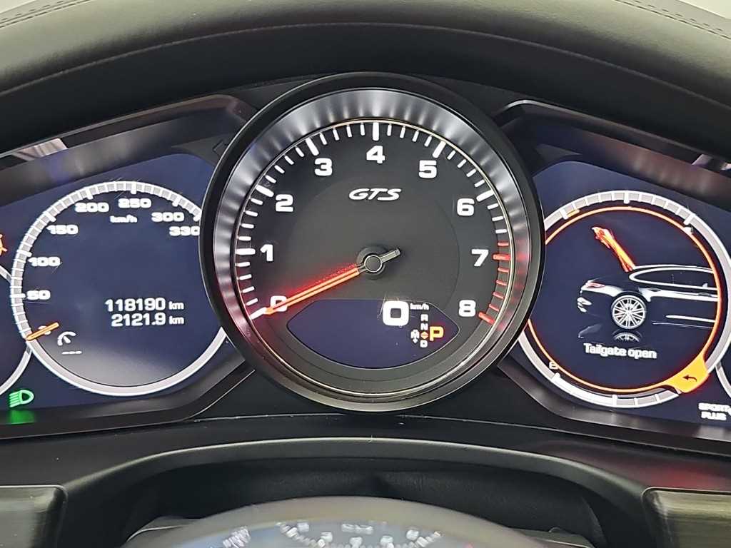 Porsche Panamera — photo 06